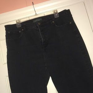 Black mom jeans
